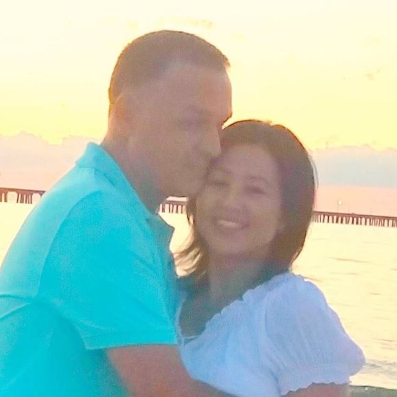 Meet your Posher, Beach Vibes! - Picture 1 of 1